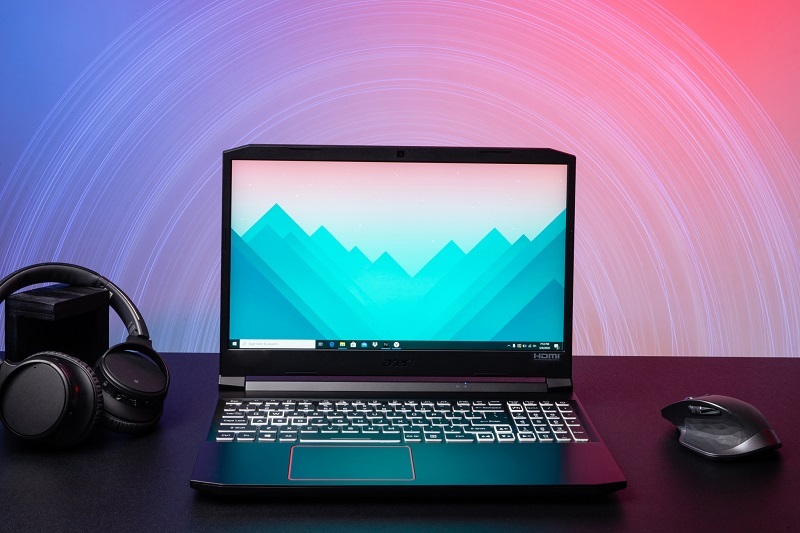 Acer Nitro 5 - Laptop gaming tầm trung nổi bật từ Acer