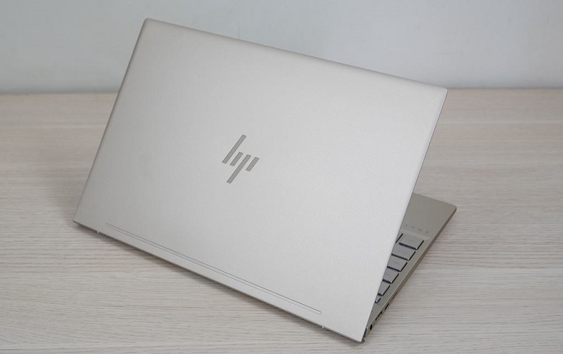 Laptop HP Envy 13-ah0027TU